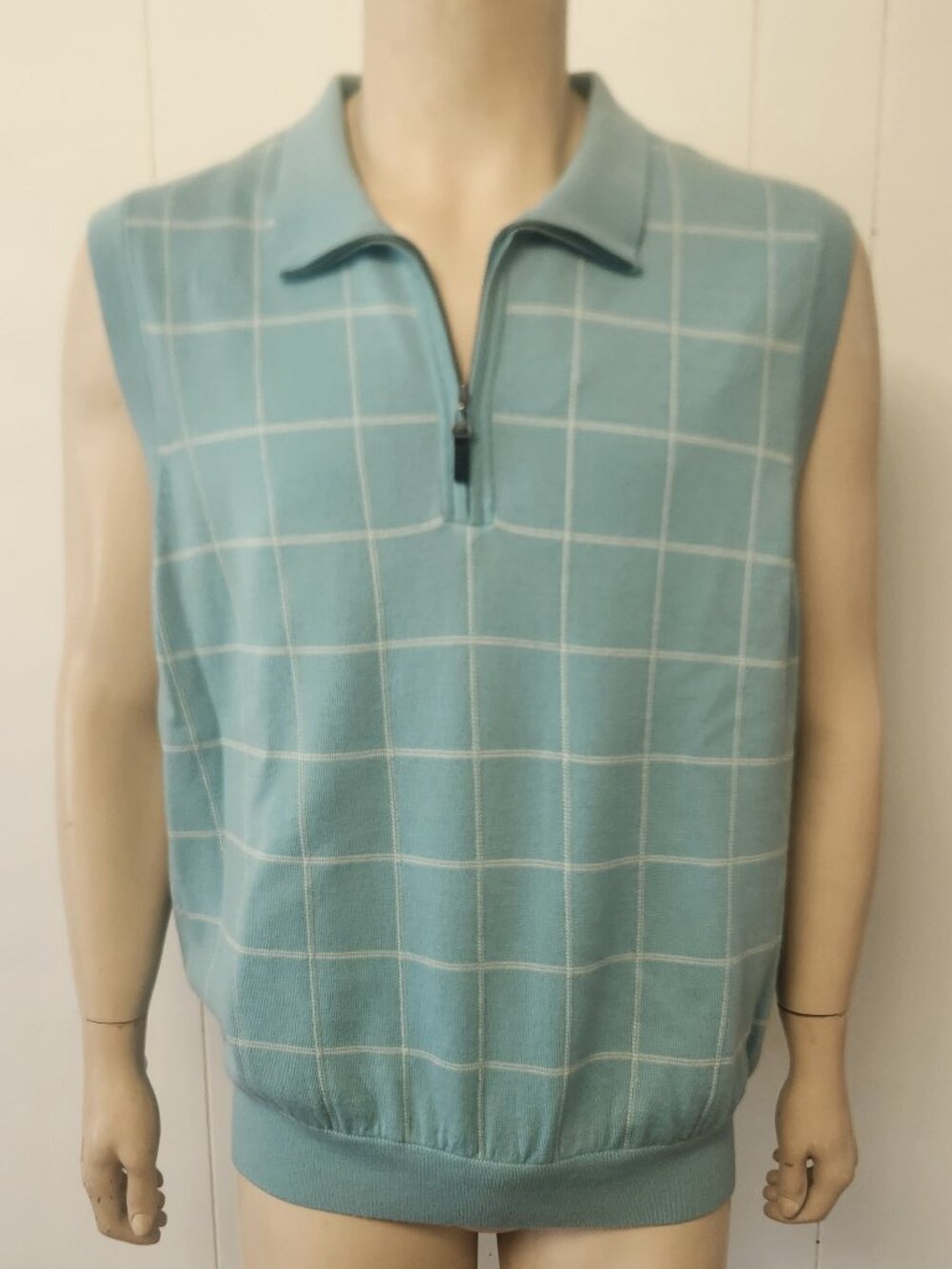 men's sweater vest L blue wool Fairway Greene NWT $140